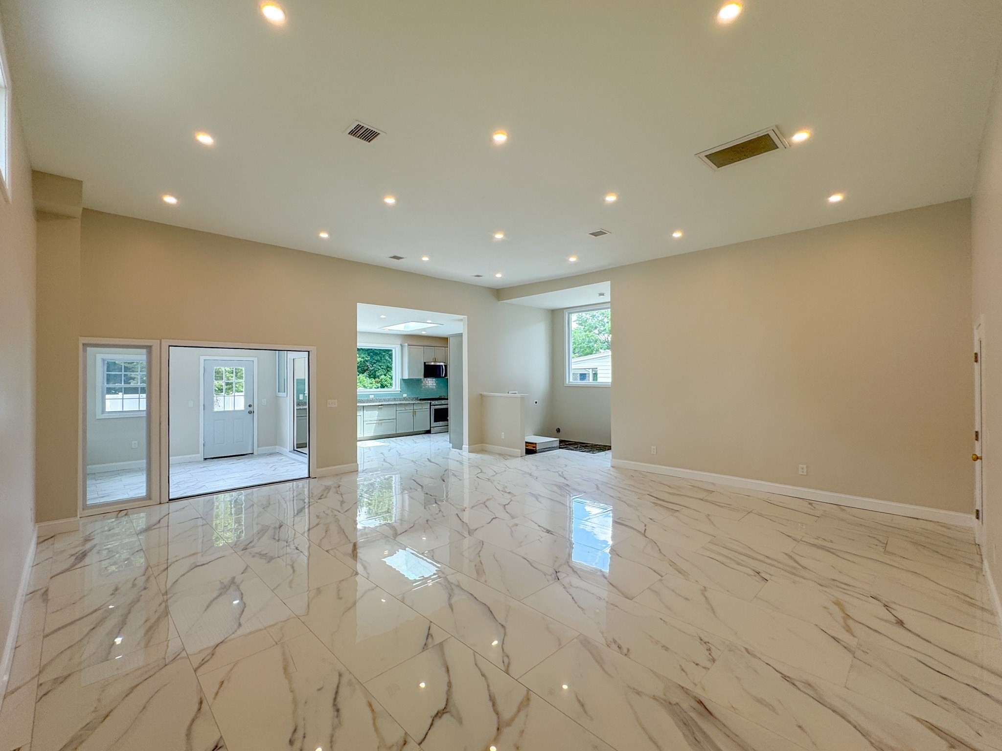 175 Wilbur Ave Property Photo 15