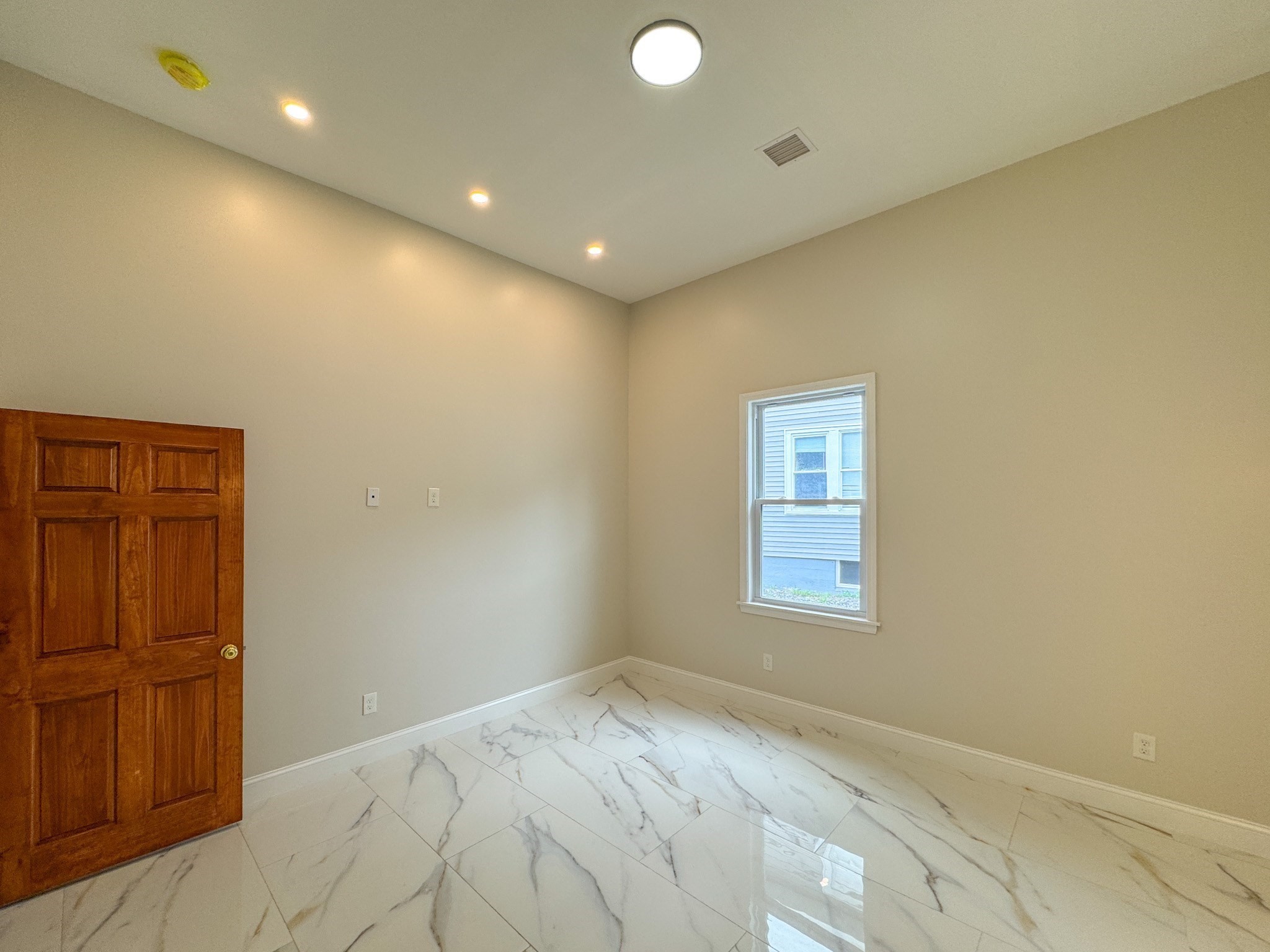 175 Wilbur Ave Property Photo 21