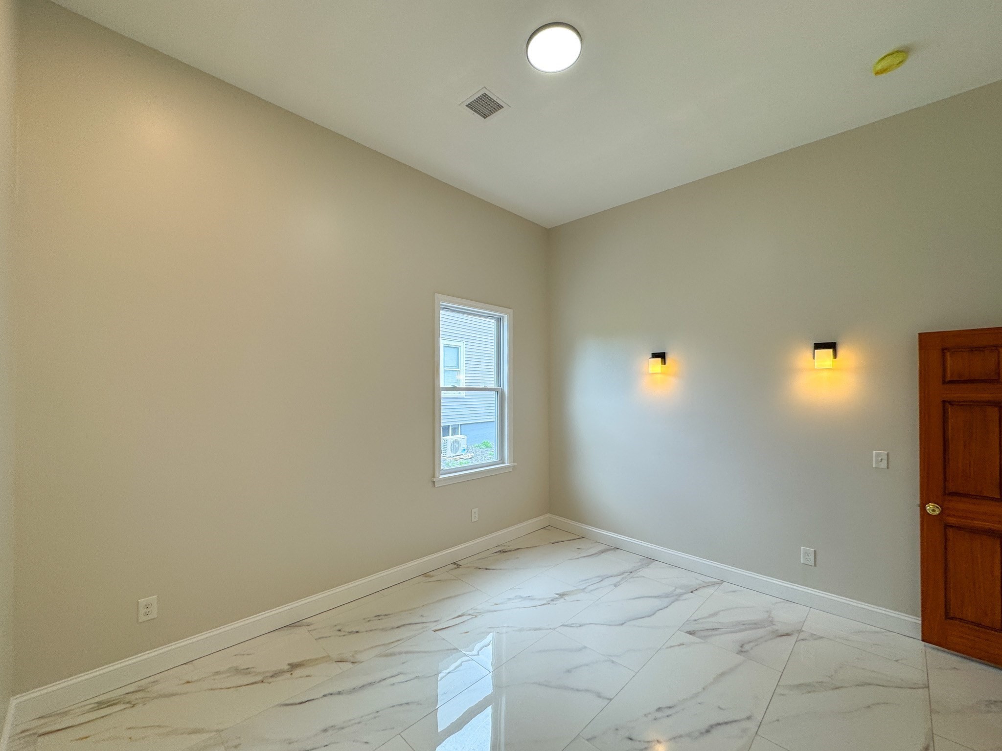 175 Wilbur Ave Property Photo 23
