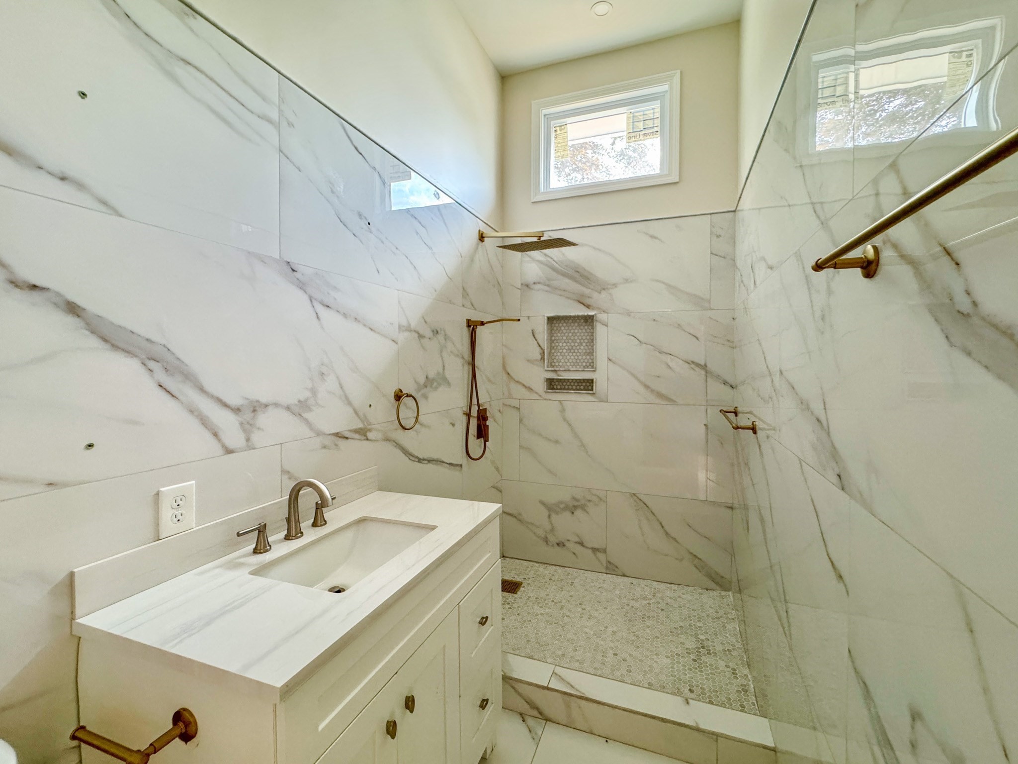 175 Wilbur Ave Property Photo 27