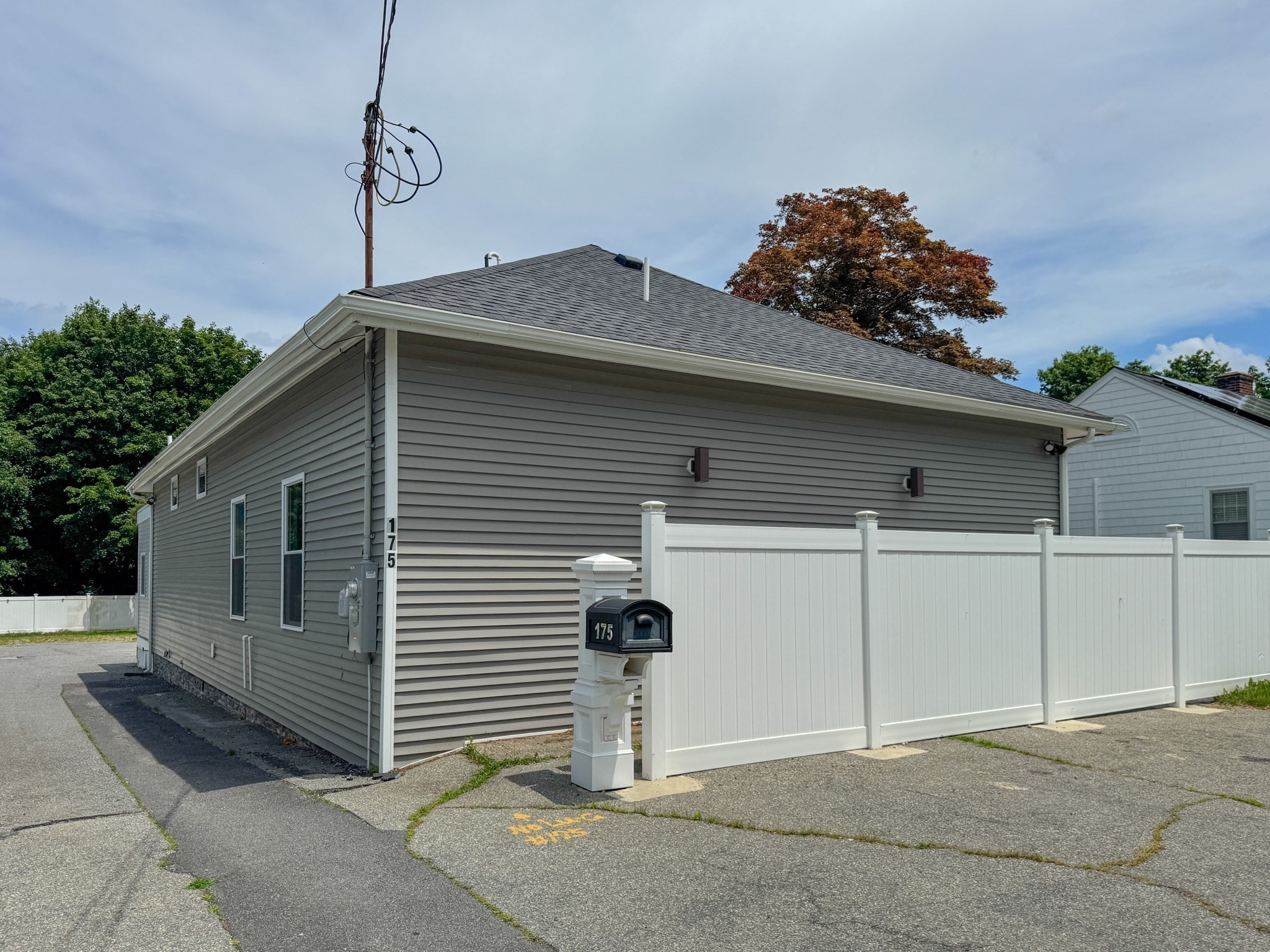 175 Wilbur Ave Property Photo 35
