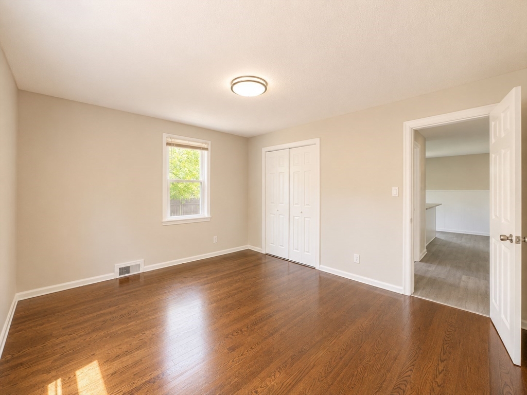 4 Wolfe St Property Photo 16