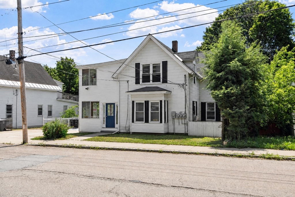 205 Pine St Property Photo 2