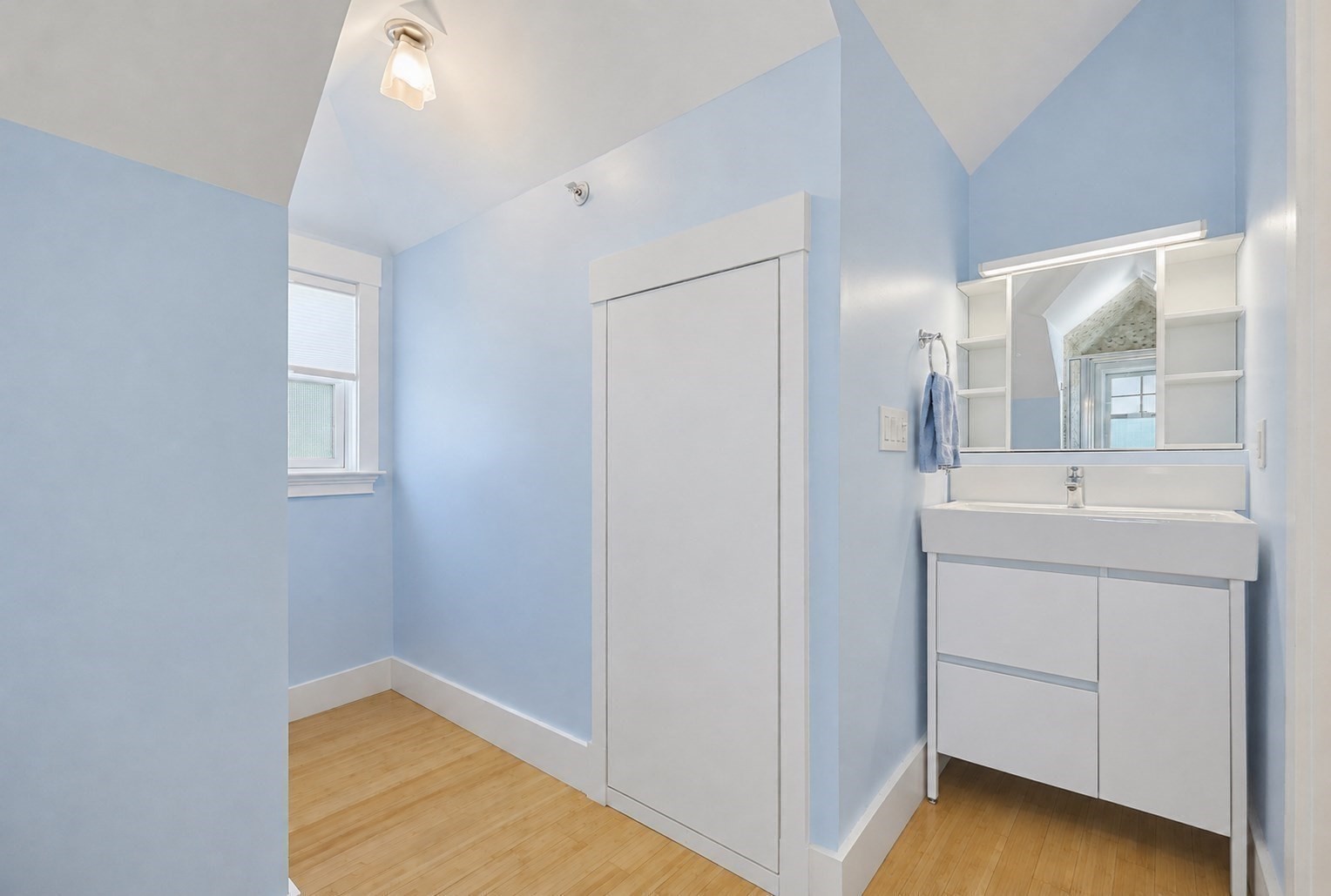 1 Paul Gore Street # 1 Property Photo 16