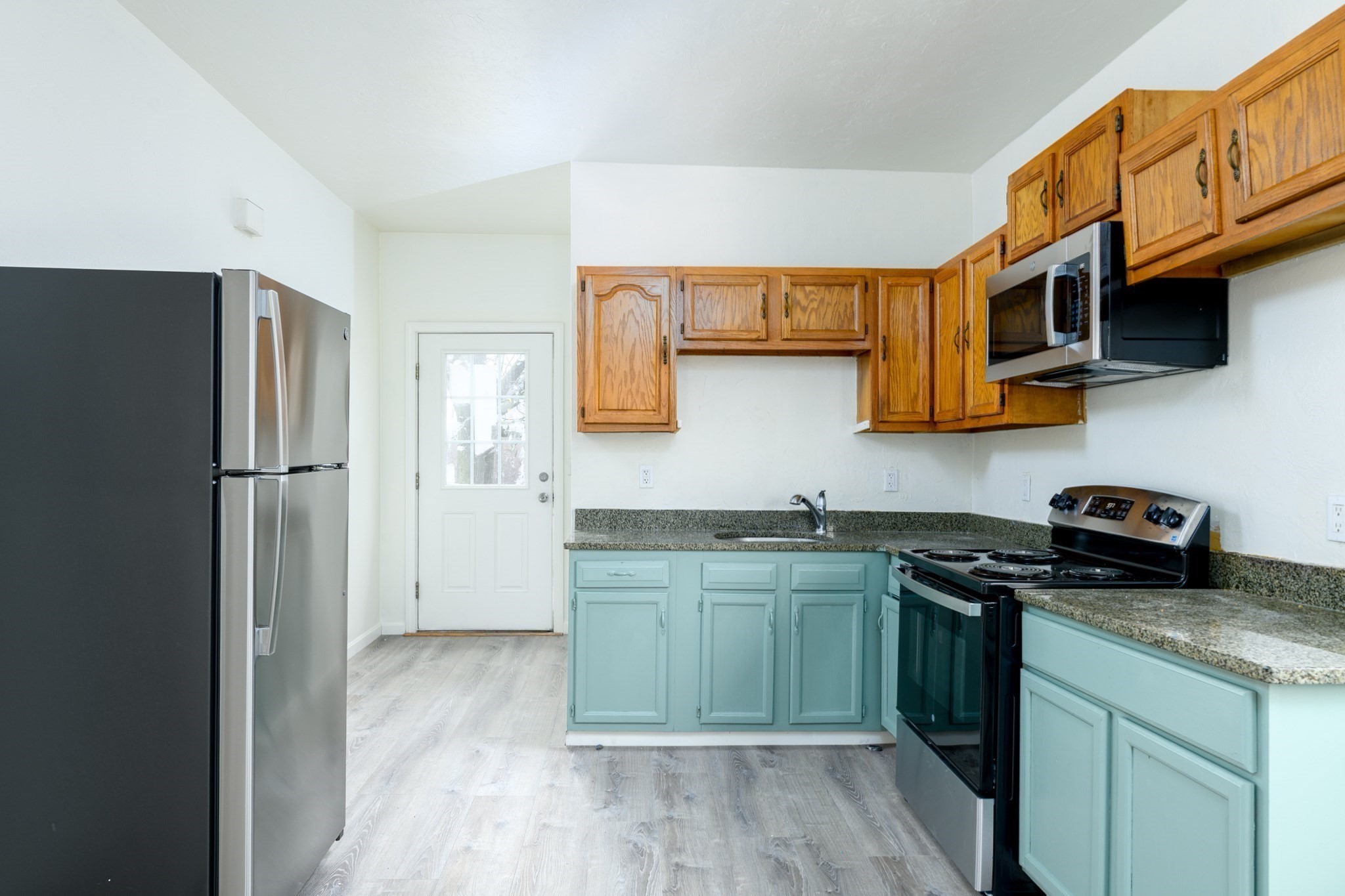 19 Kelley Sq Property Photo 15