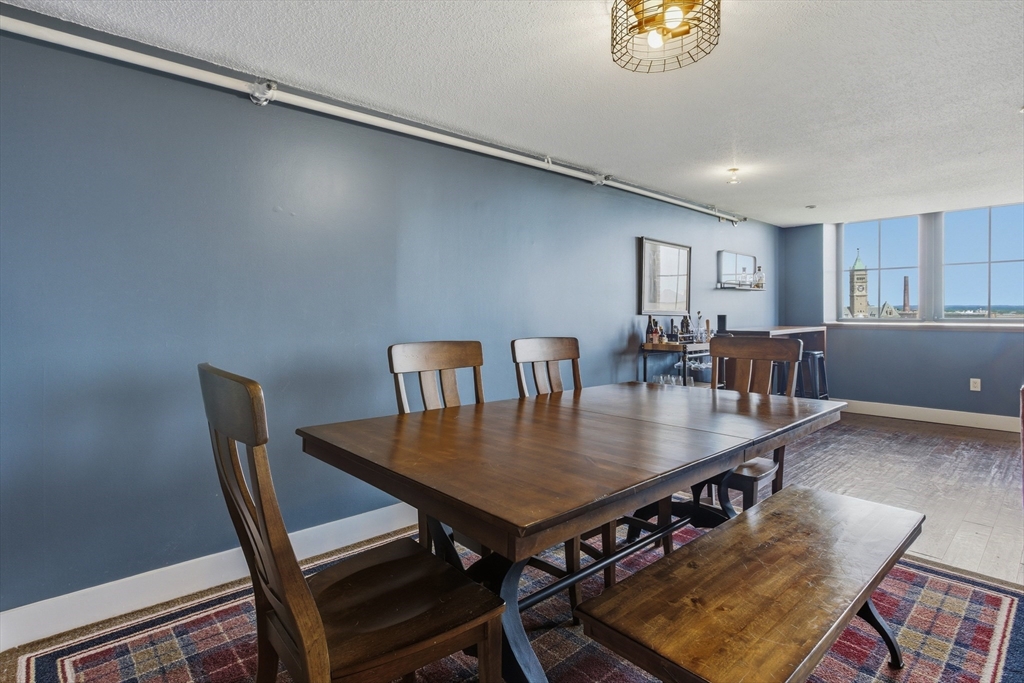 200 Market # 510 Property Photo 11