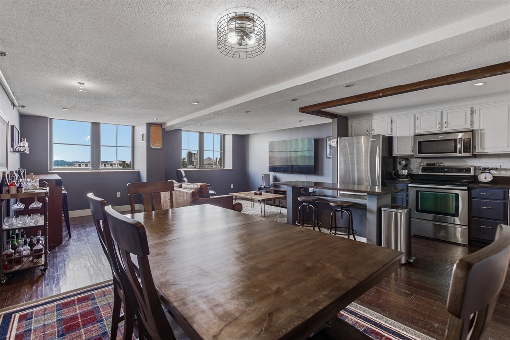 200 Market # 510 Property Photo 13