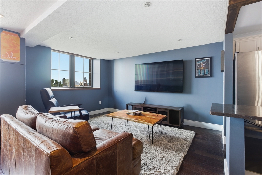200 Market # 510 Property Photo 14