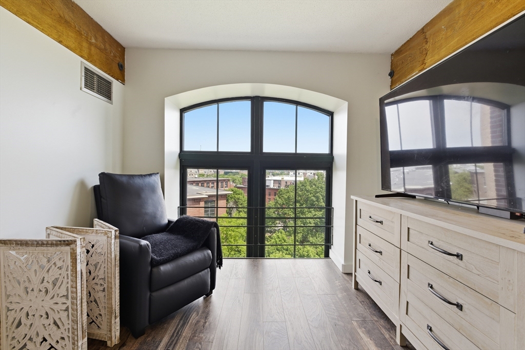 200 Market # 510 Property Photo 23