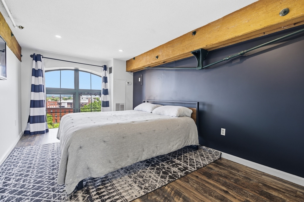 200 Market # 510 Property Photo 25