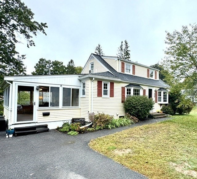158 Rowayne Park Property Photo 1