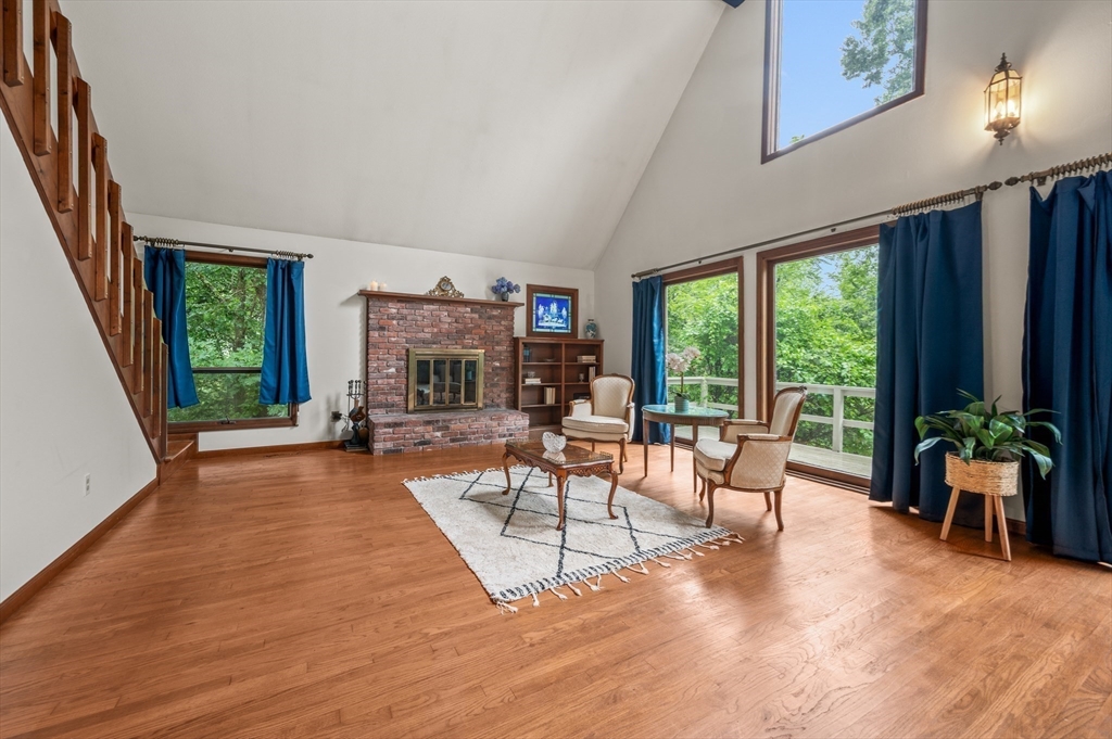 8 Chestnut Hill Rd Property Photo 8
