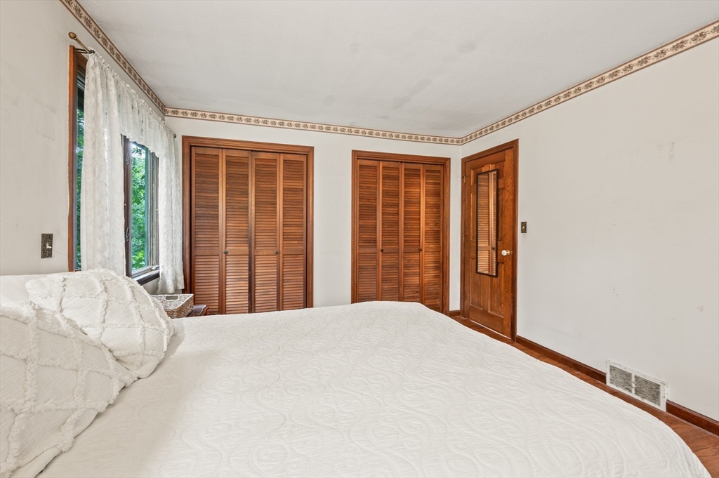 8 Chestnut Hill Rd Property Photo 15