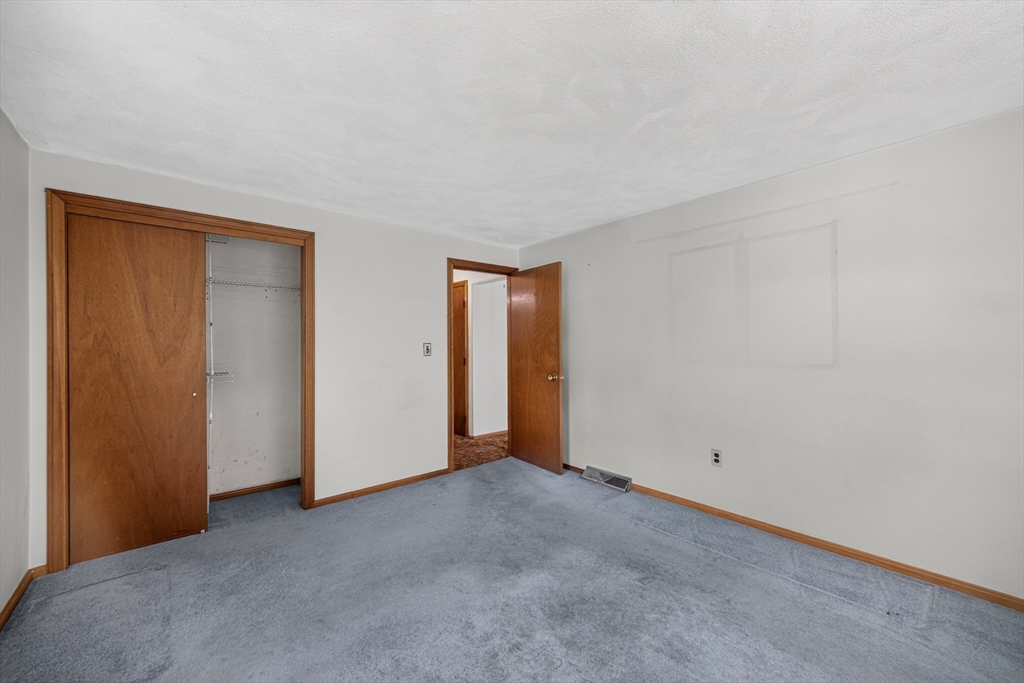 1 Ridgeway Ave Property Photo 10