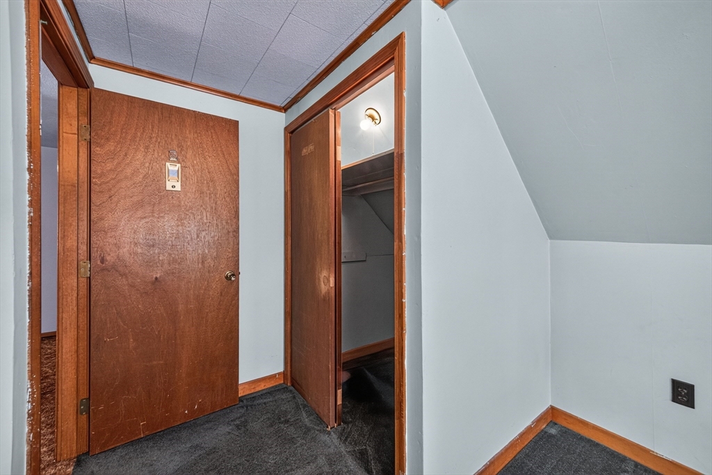 1 Ridgeway Ave Property Photo 25