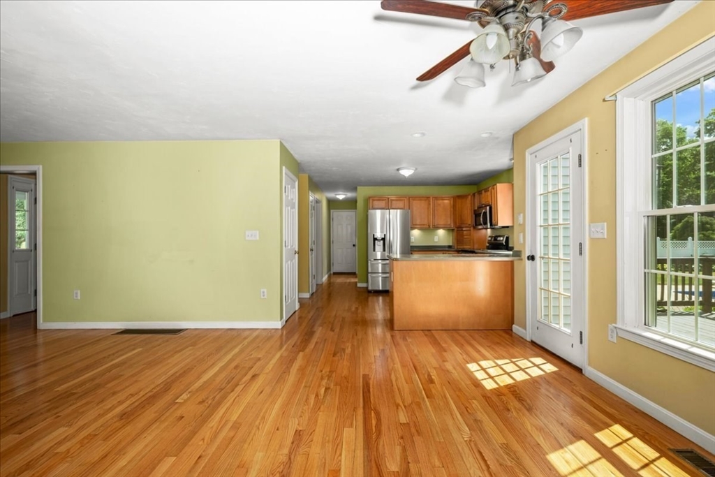 20 Hilltop Farm Rd Property Photo 9