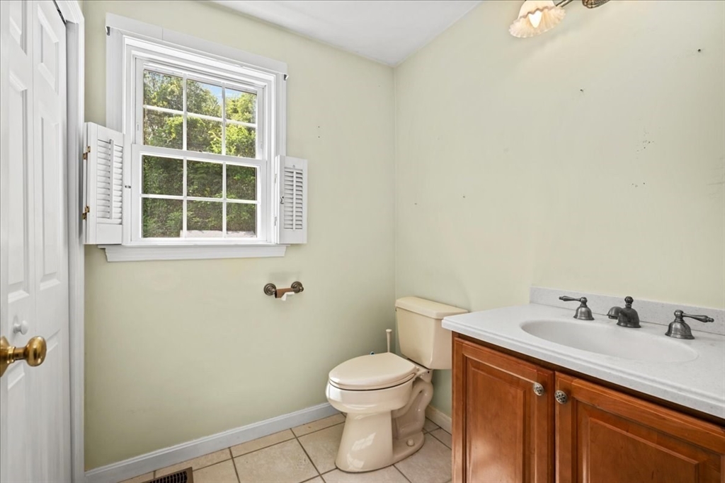 20 Hilltop Farm Rd Property Photo 17