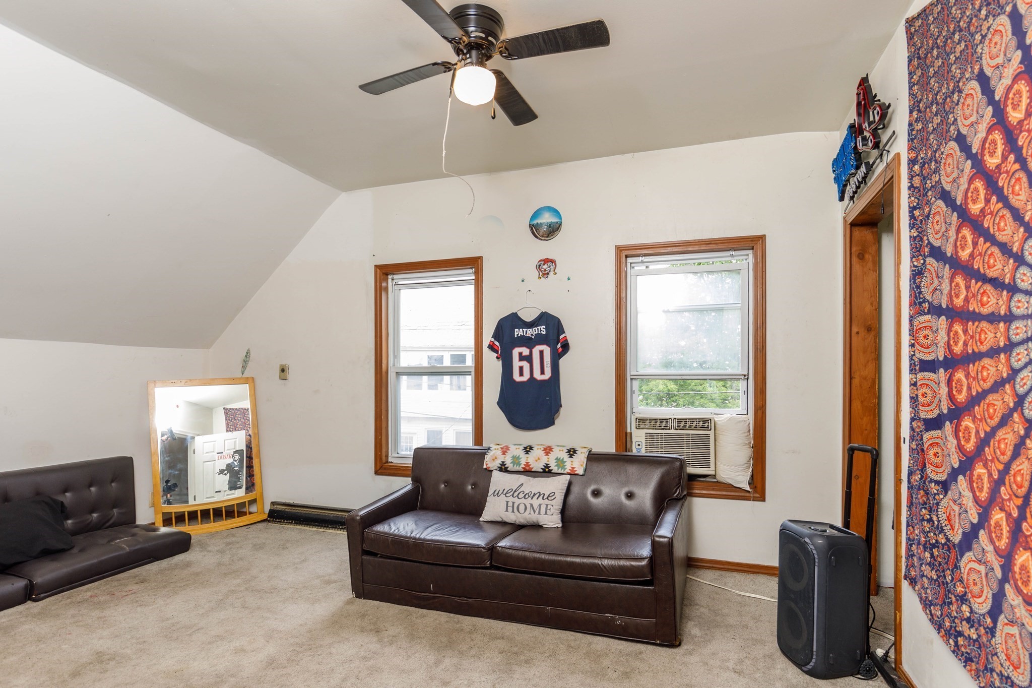 35 Essex Street Property Photo 9