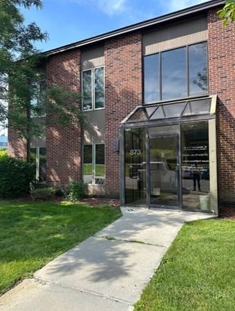 873 Turnpike Street # 202 Property Photo 1