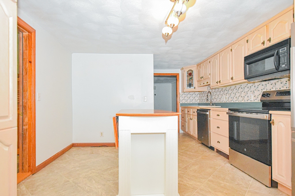9 Boylston St # 9 Property Photo 7
