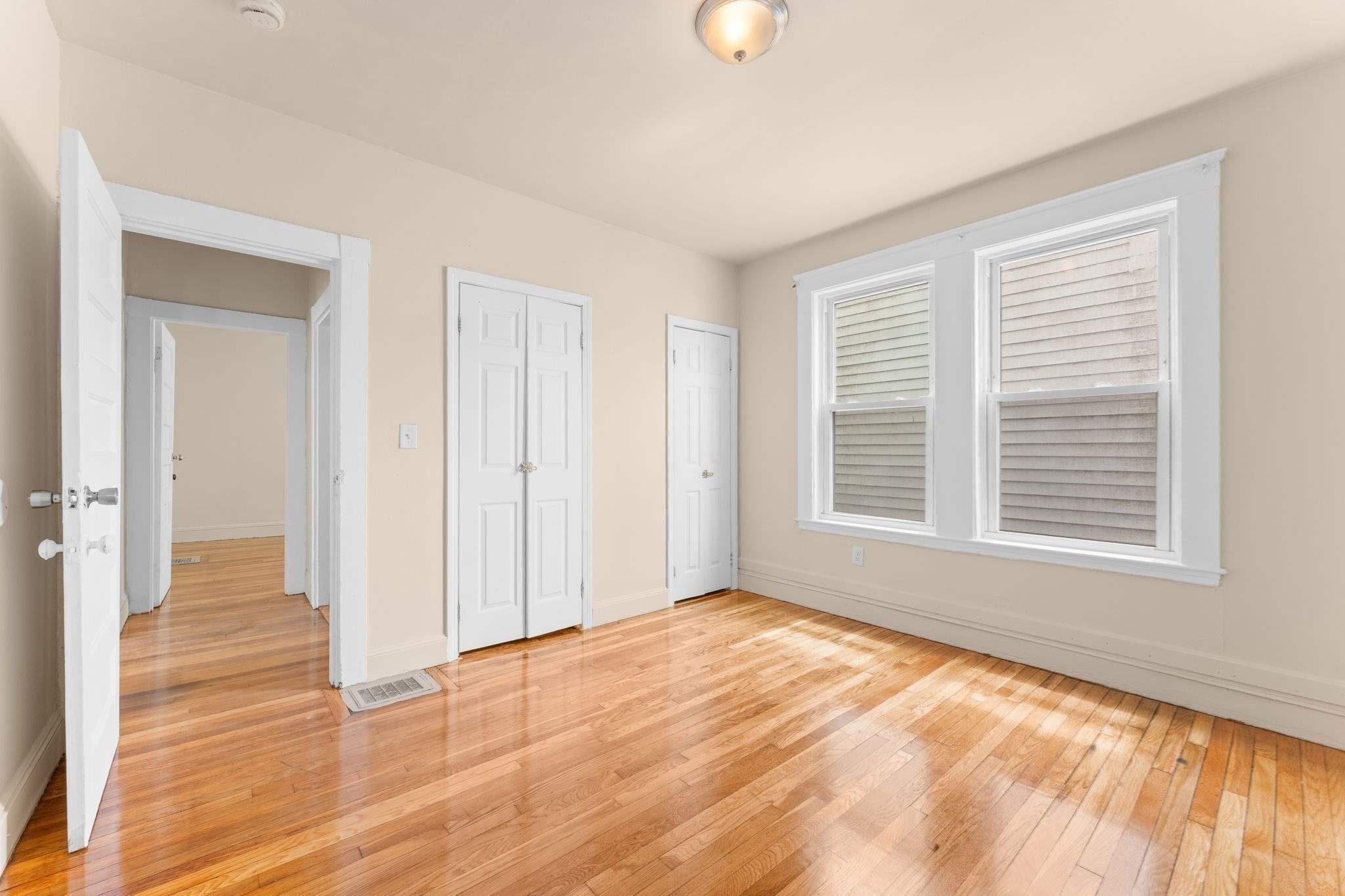60 Commercial St Property Photo 11