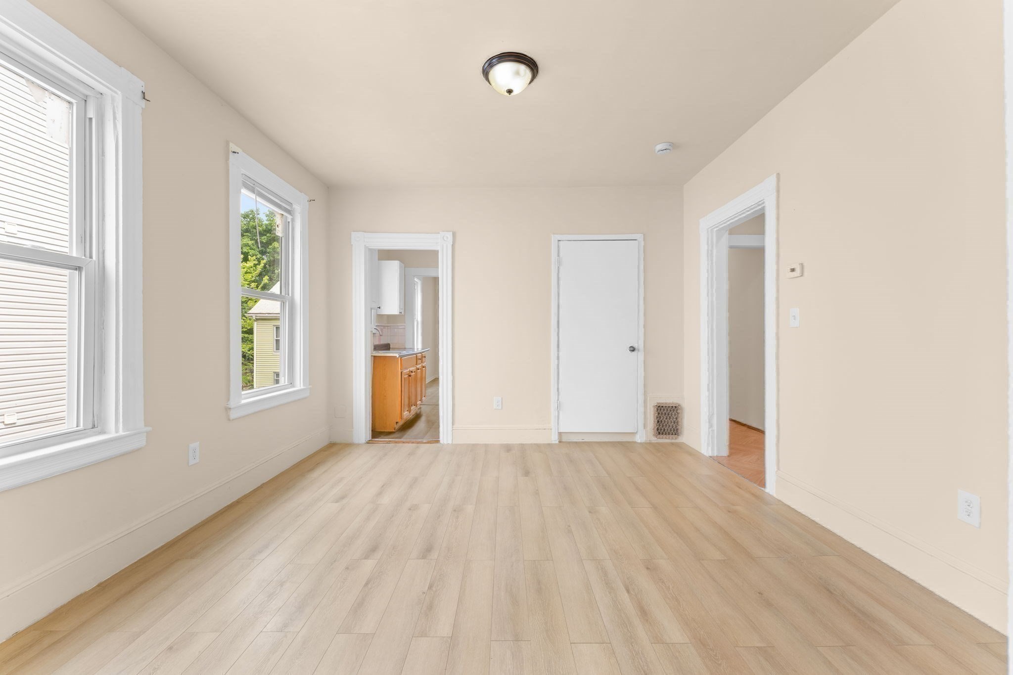 60 Commercial St Property Photo 21