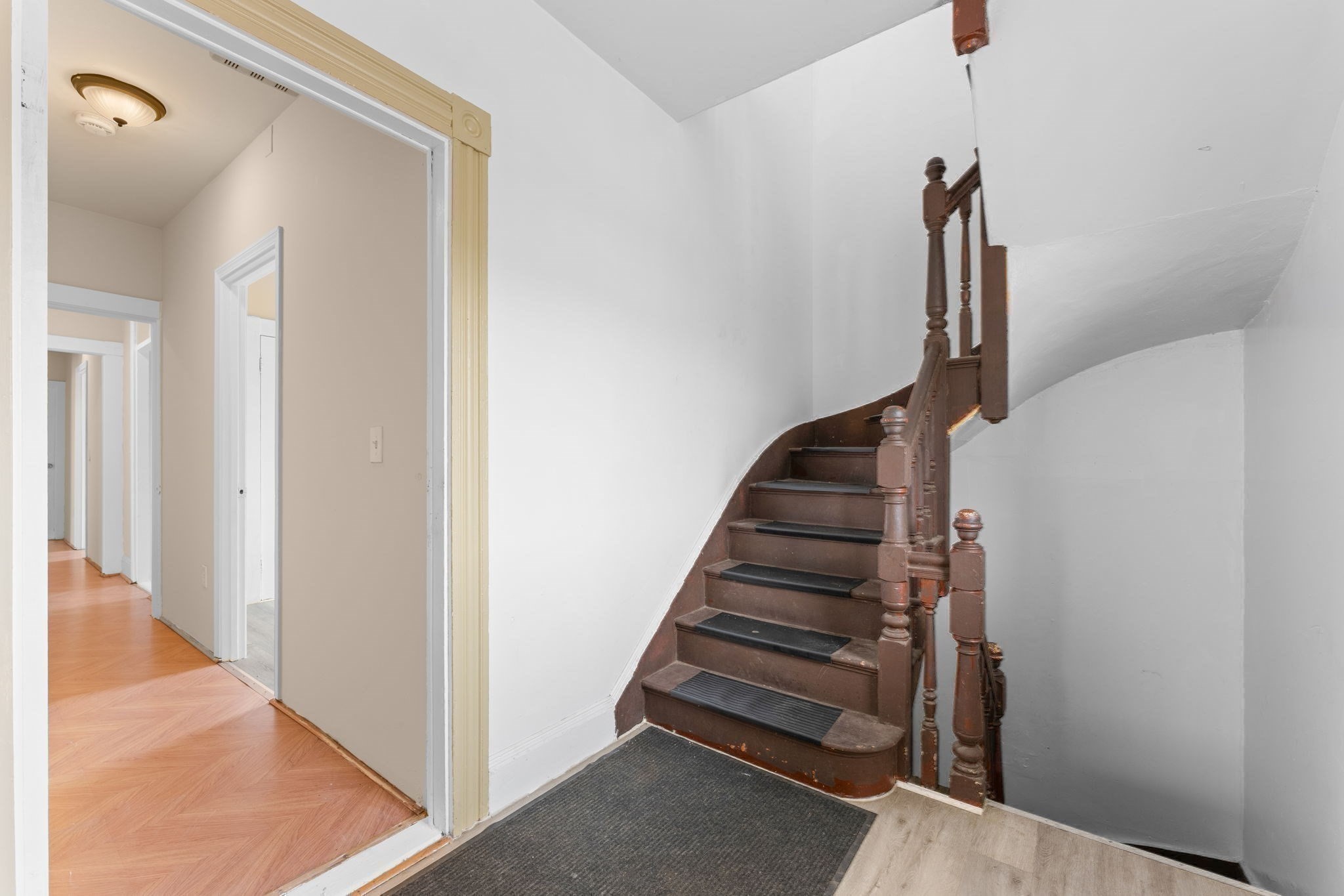 60 Commercial St Property Photo 30
