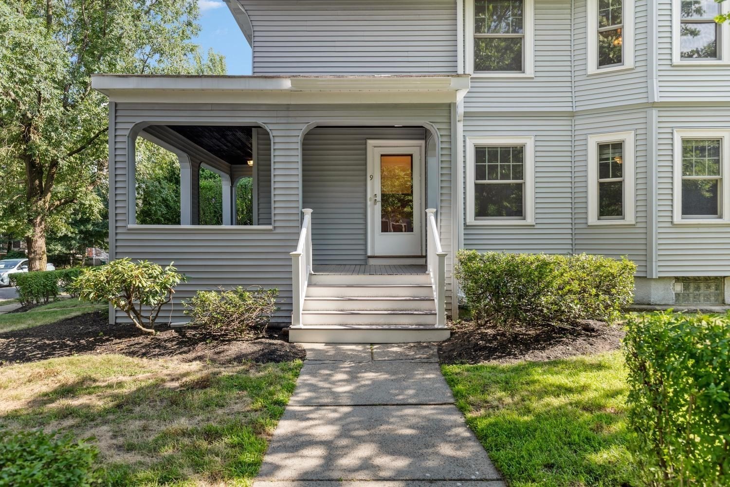 9 Spruce St Property Photo 4