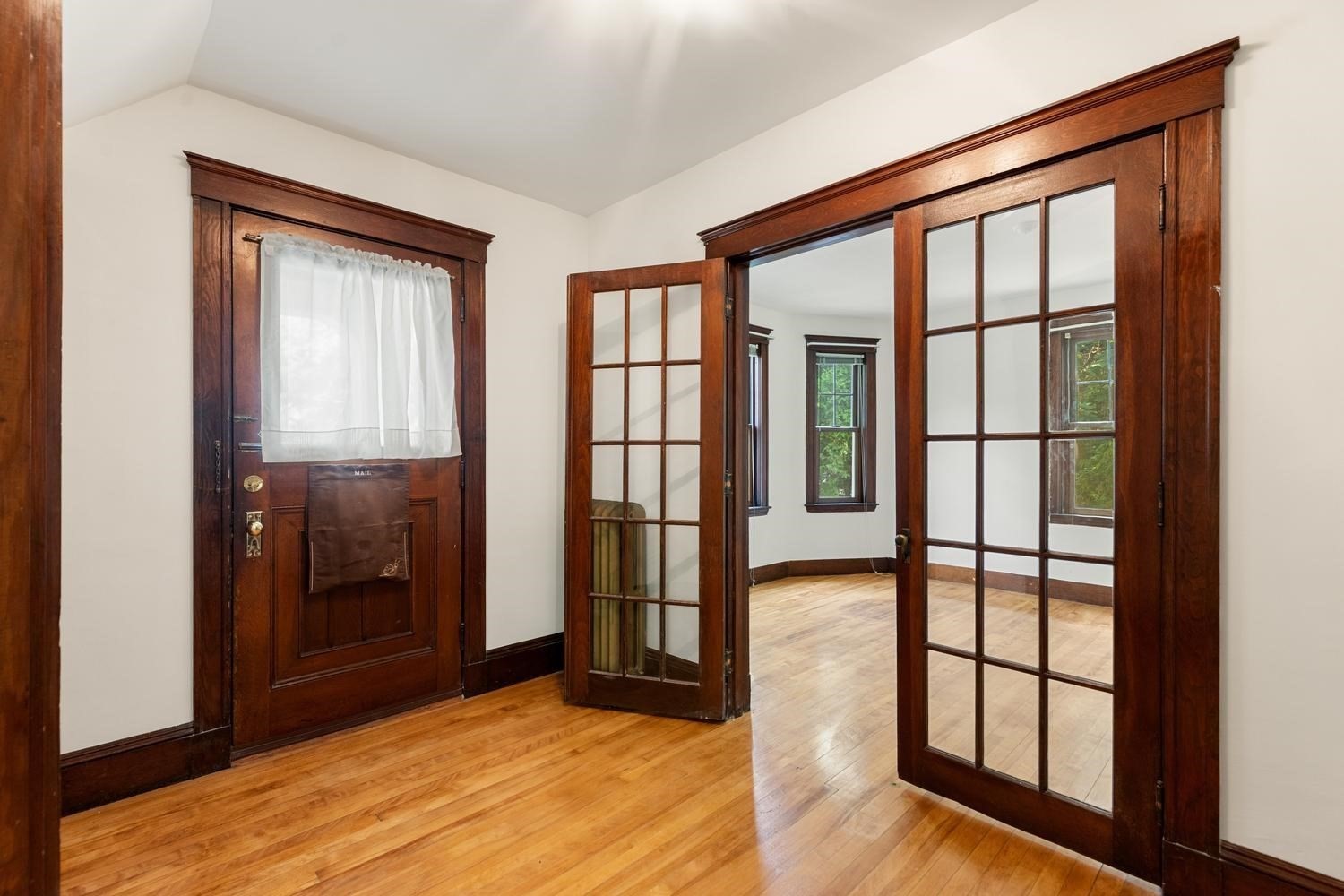 9 Spruce St Property Photo 7