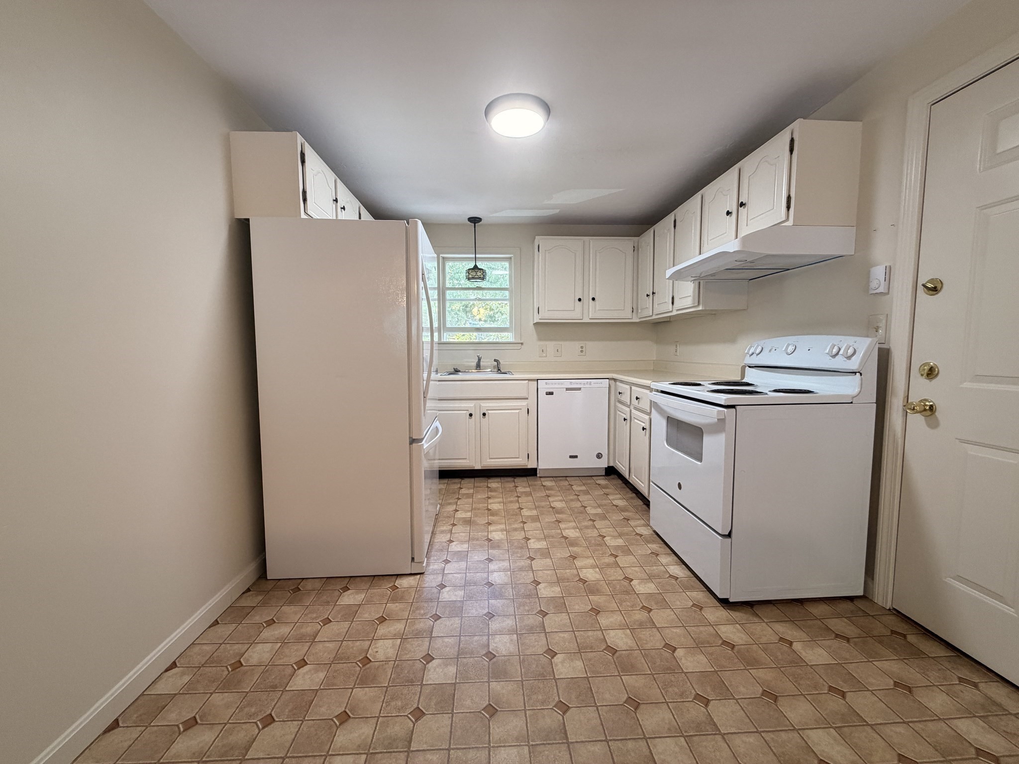3 Stockholm St. # 3b Property Photo 3