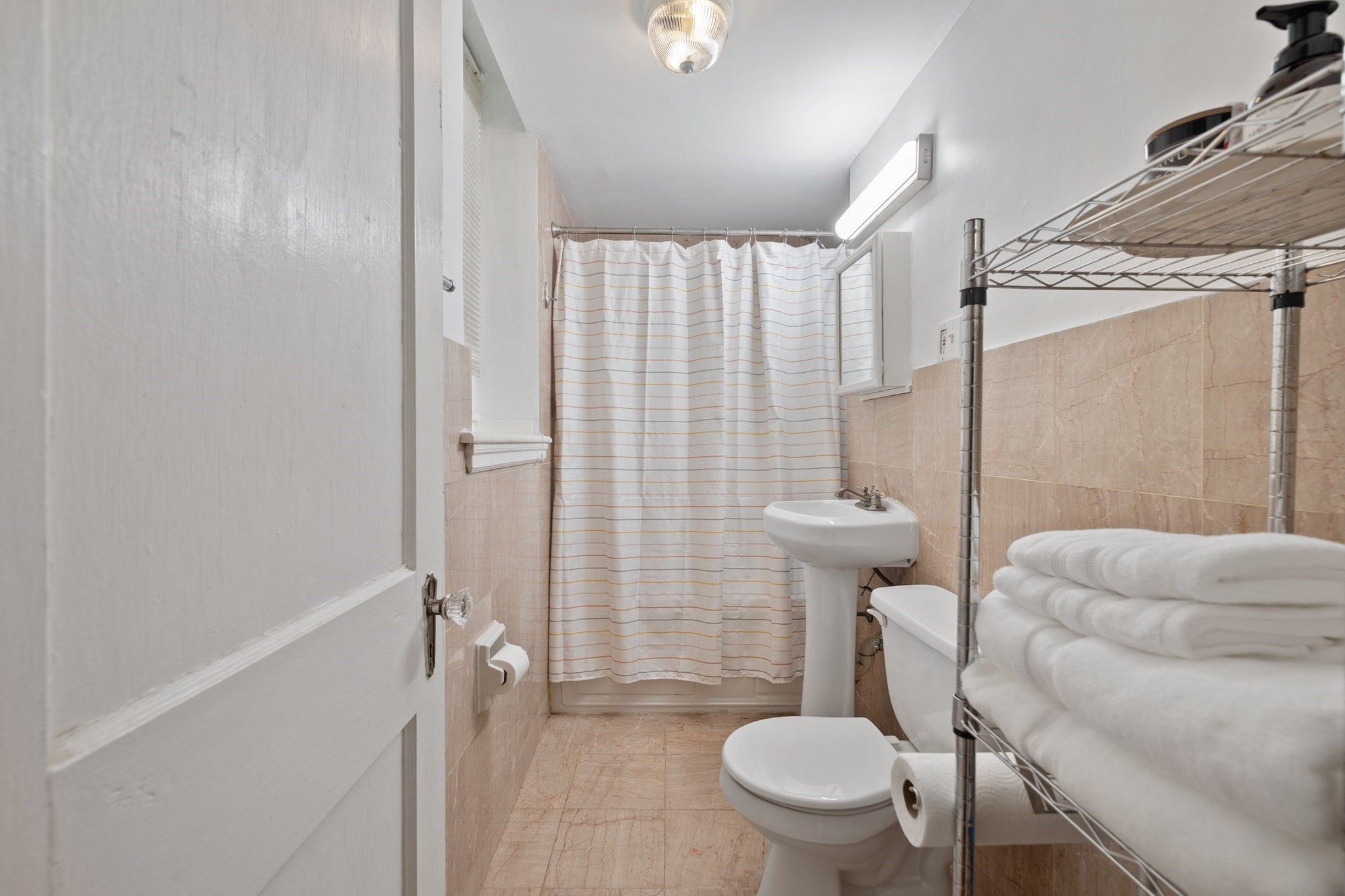 97 Chester St # S1 Property Photo 5