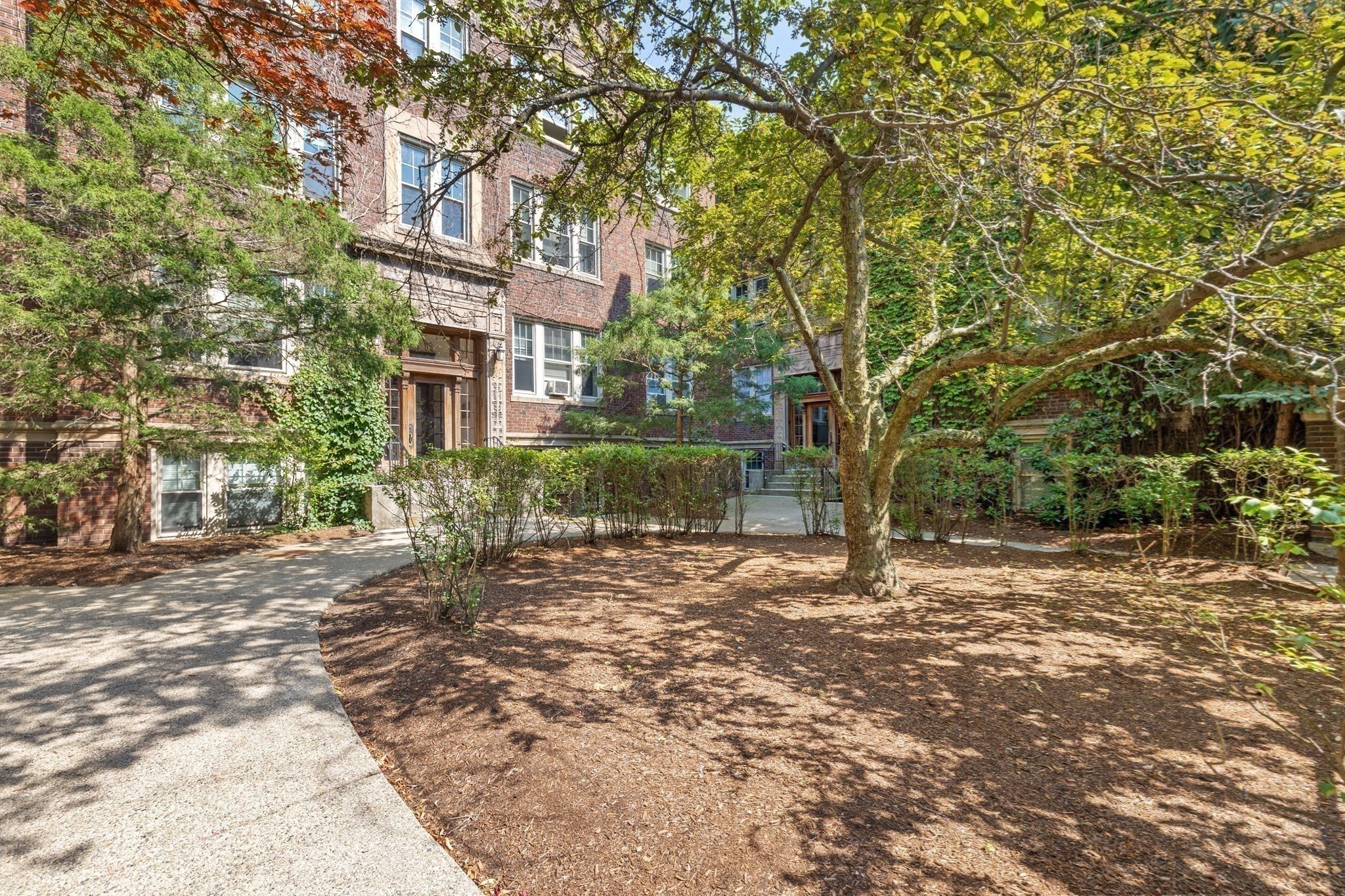 97 Chester St # S1 Property Photo 8