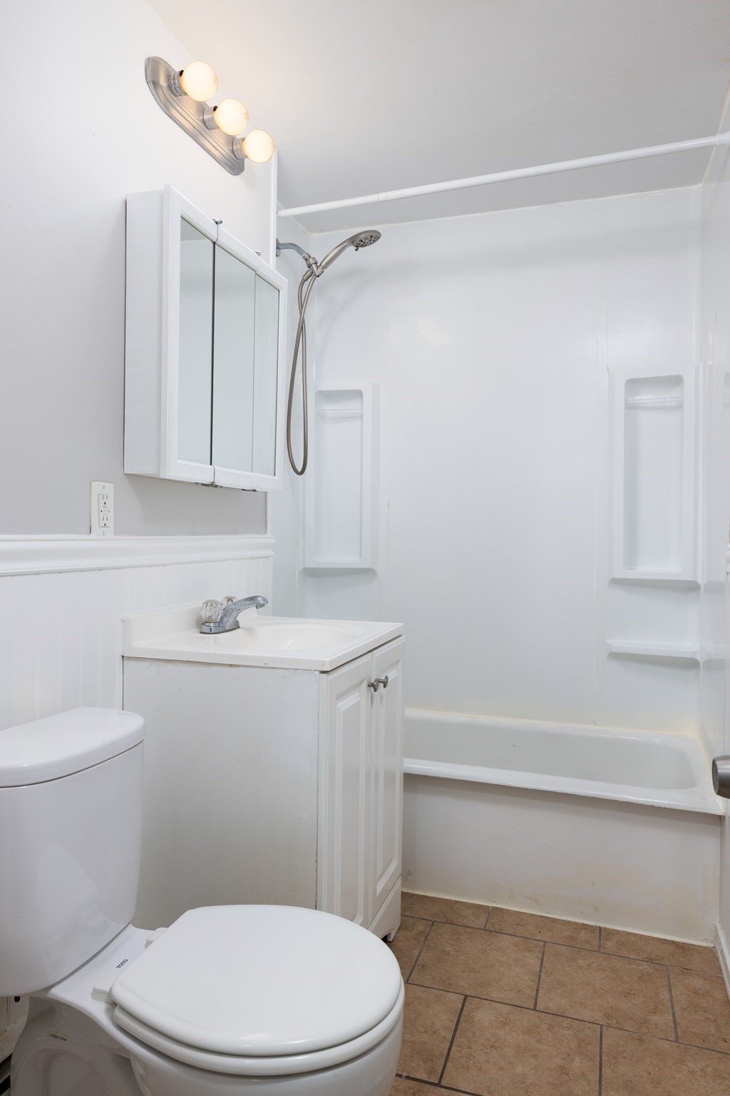 77 Green Street Property Photo 8