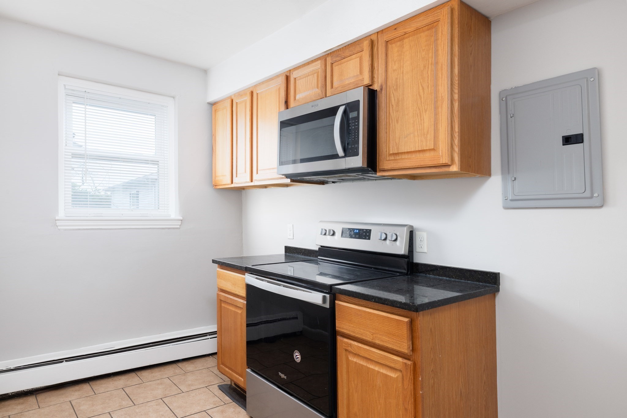 77 Green Street Property Photo 10
