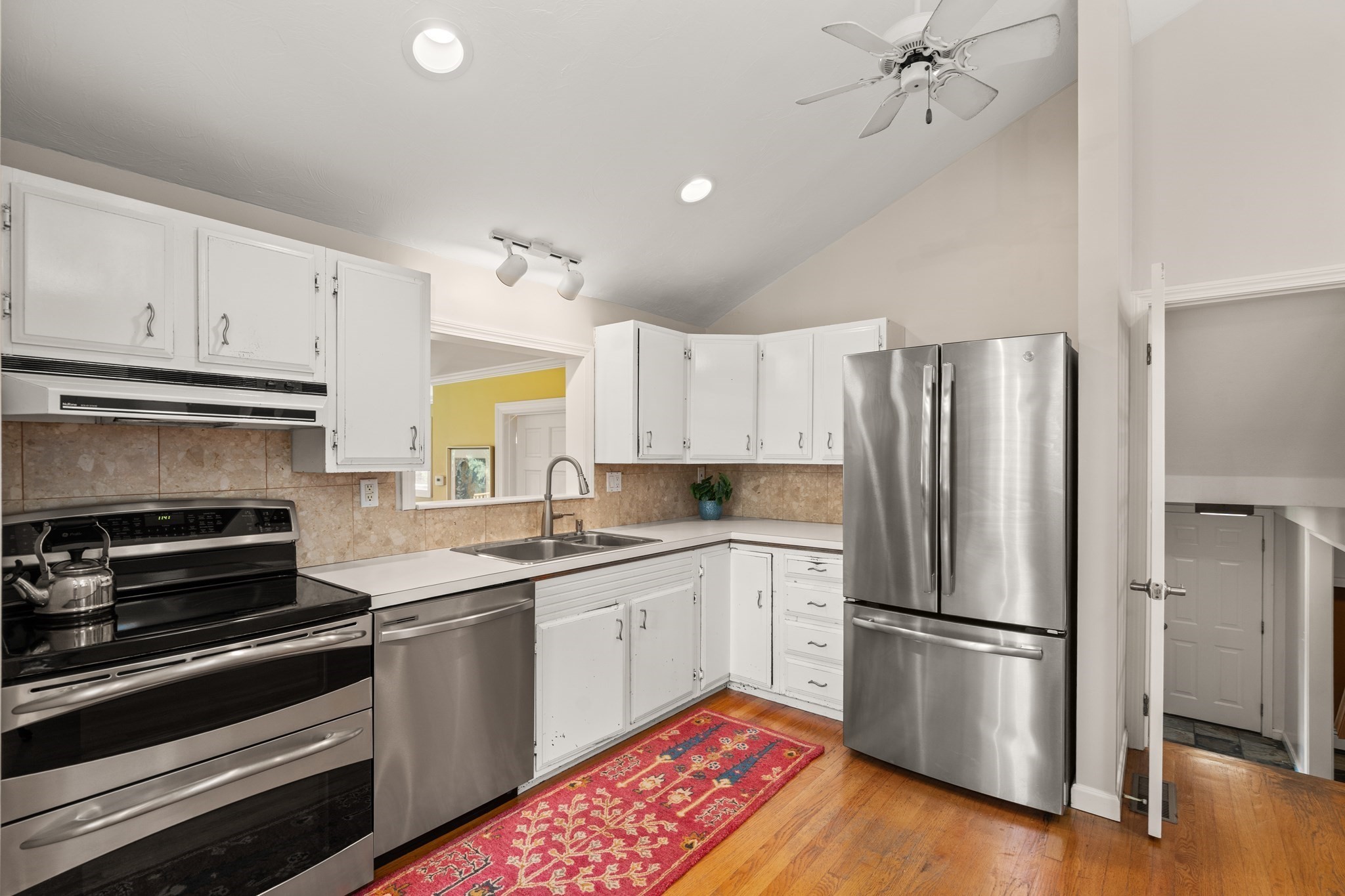 175 Pelham Island Road Property Photo 11