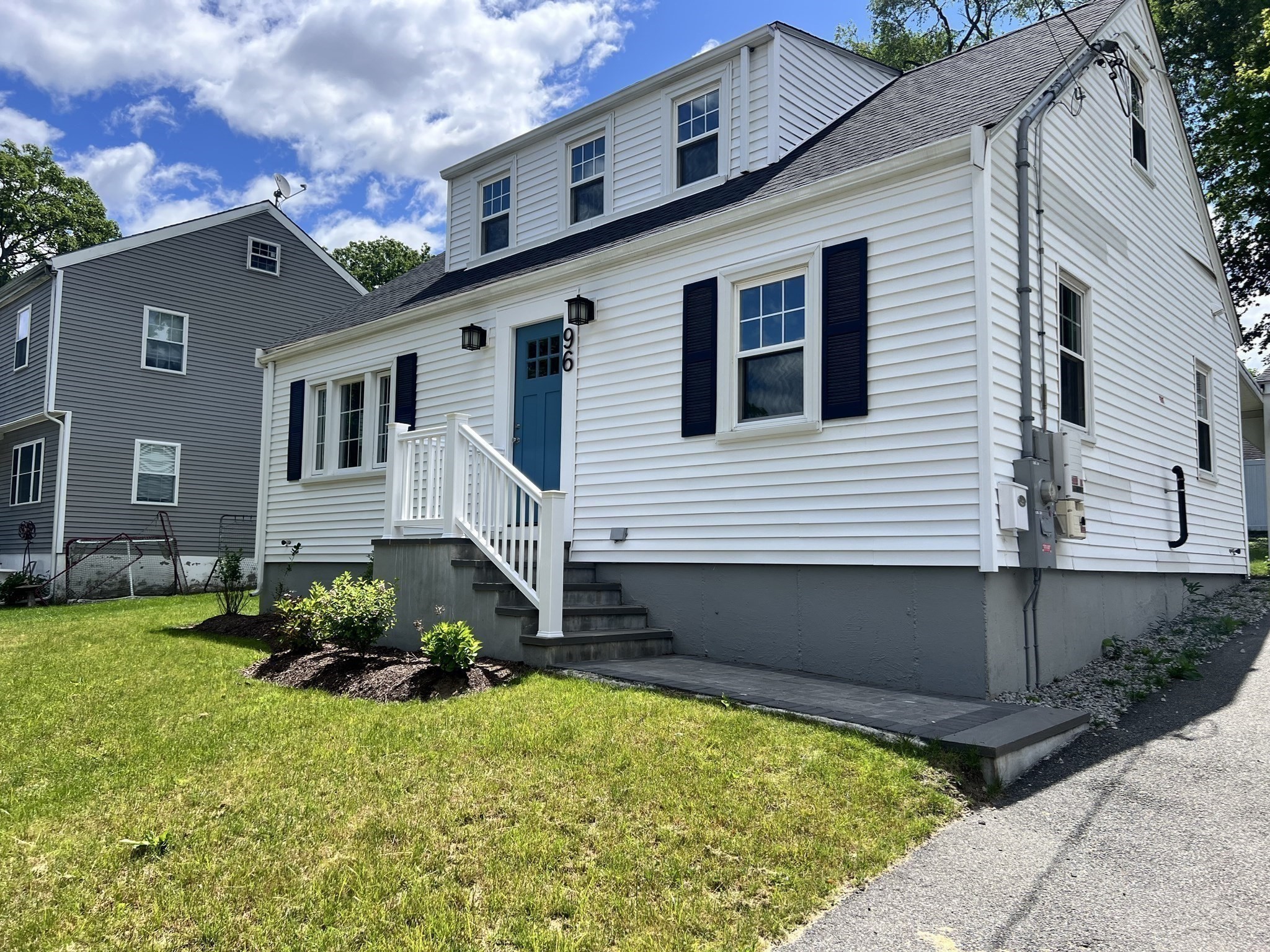 96 Buchanan Rd Property Photo 2