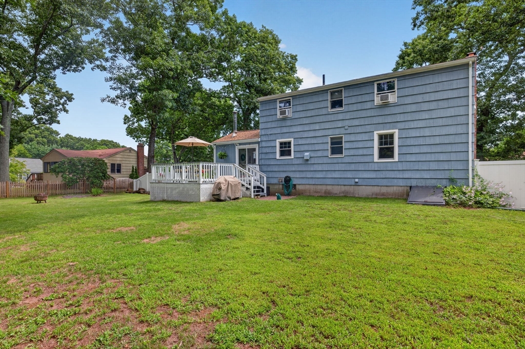 120 Farm St Property Photo 33