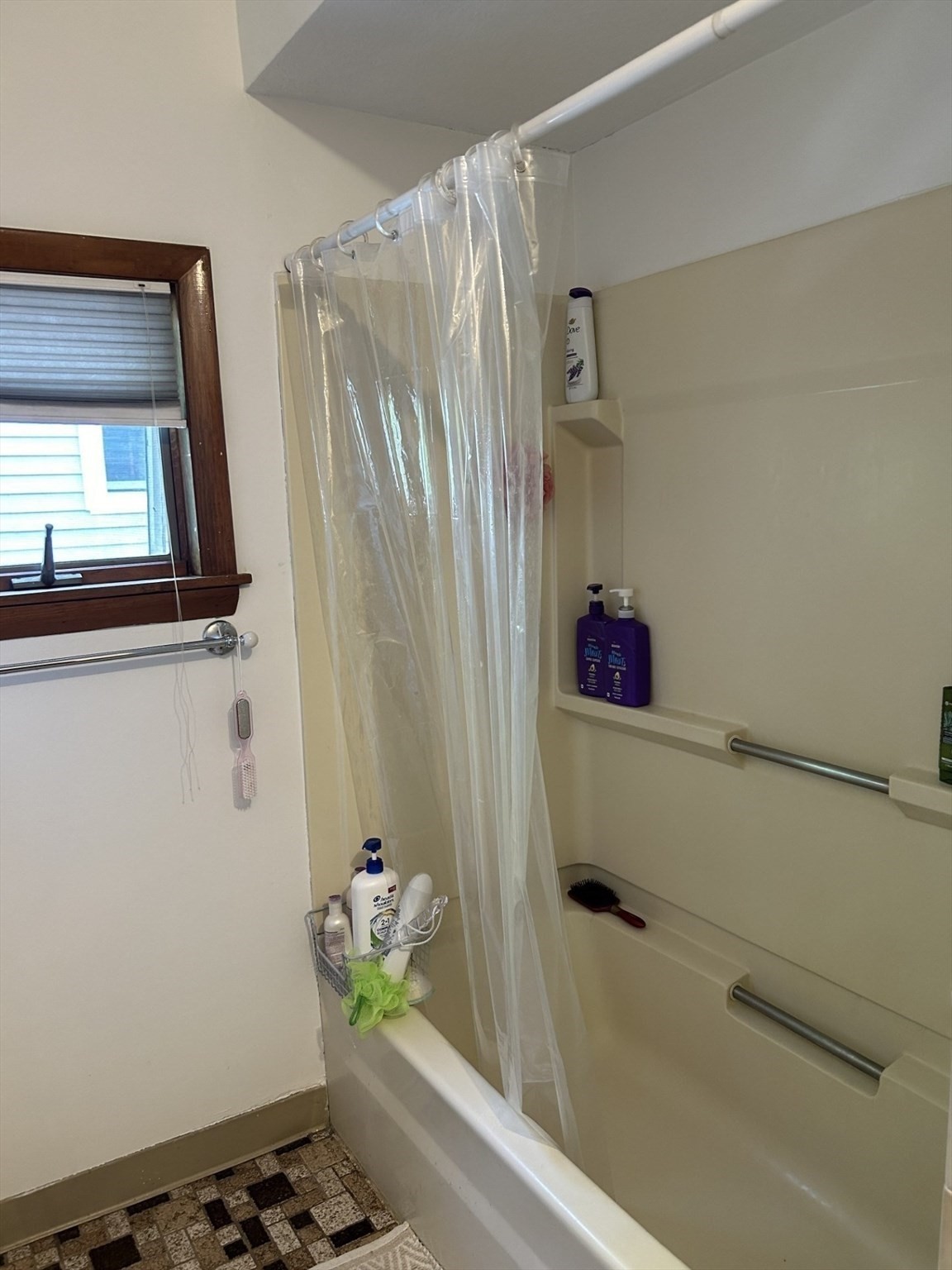341 Summer Street # 2r Property Photo 5