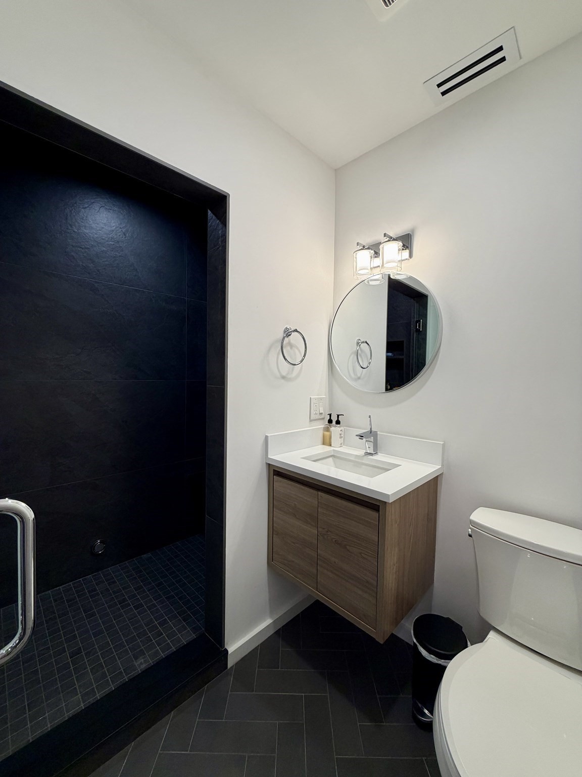 351 Linwood Ave # 351 Property Photo 15