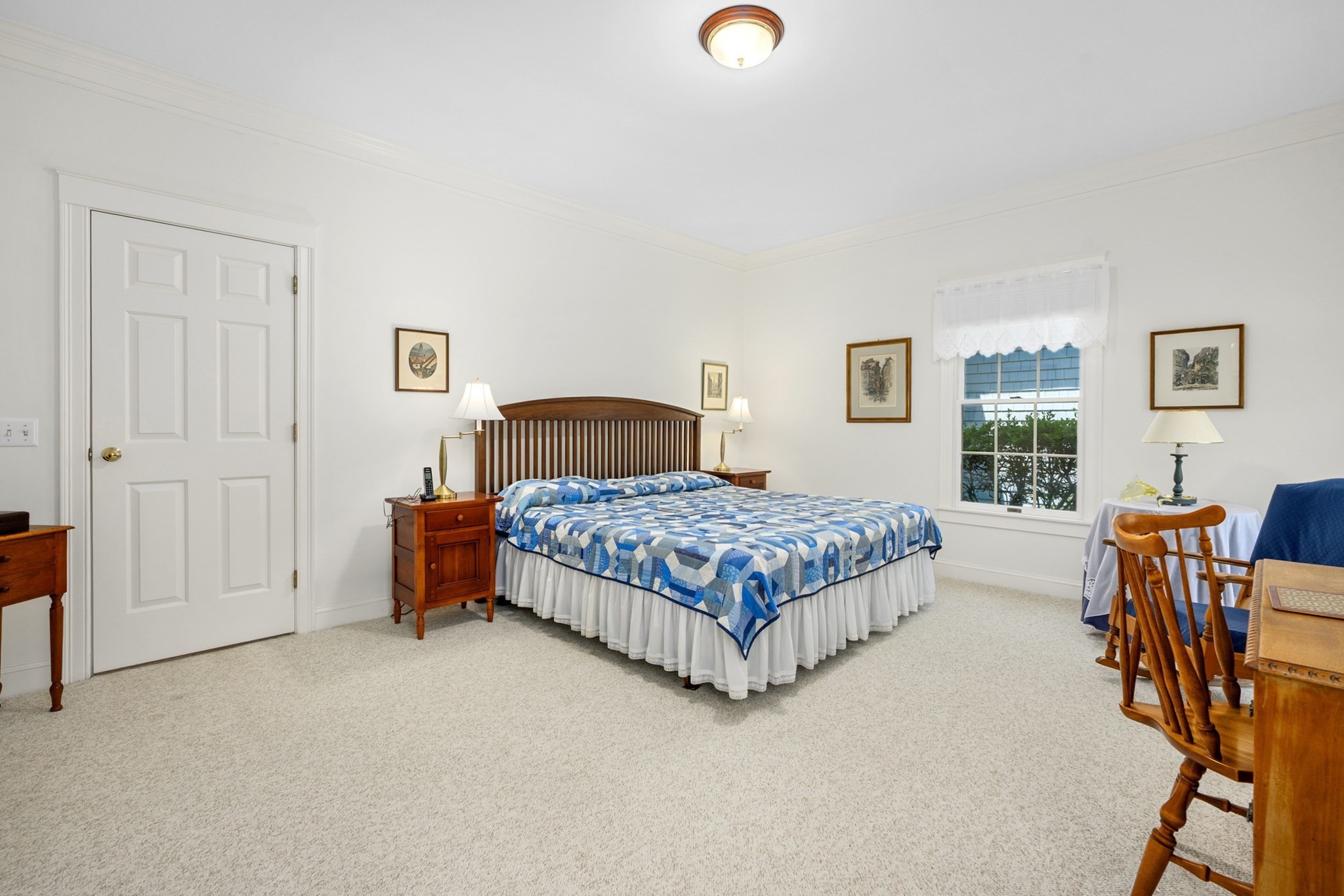 69 Martingale Ln Property Photo 5