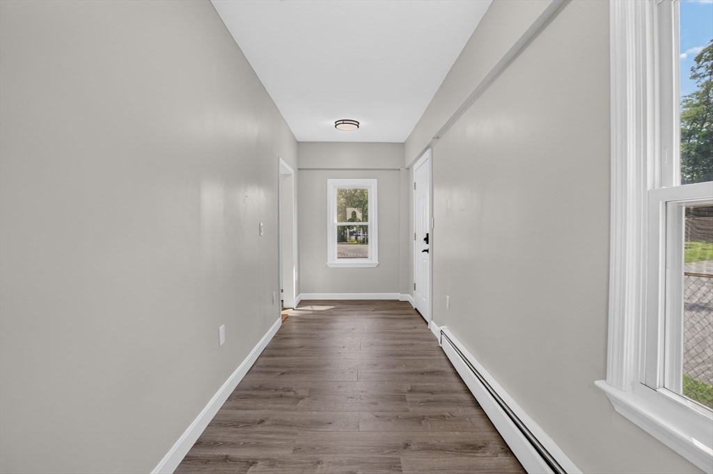 55 Grant St Property Photo 8