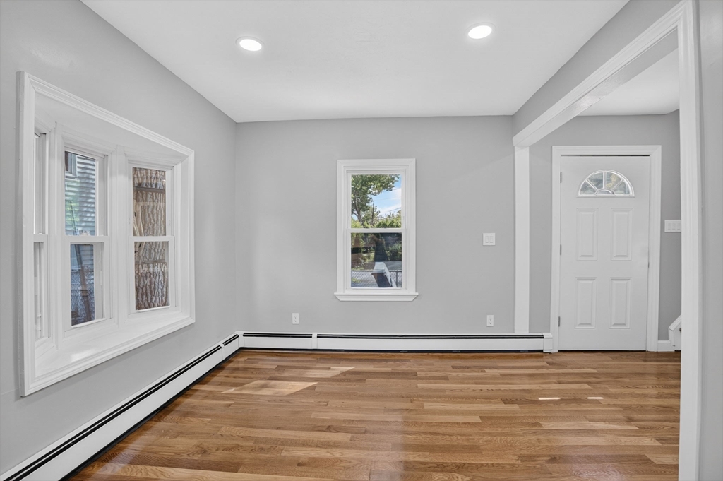 55 Grant St Property Photo 17