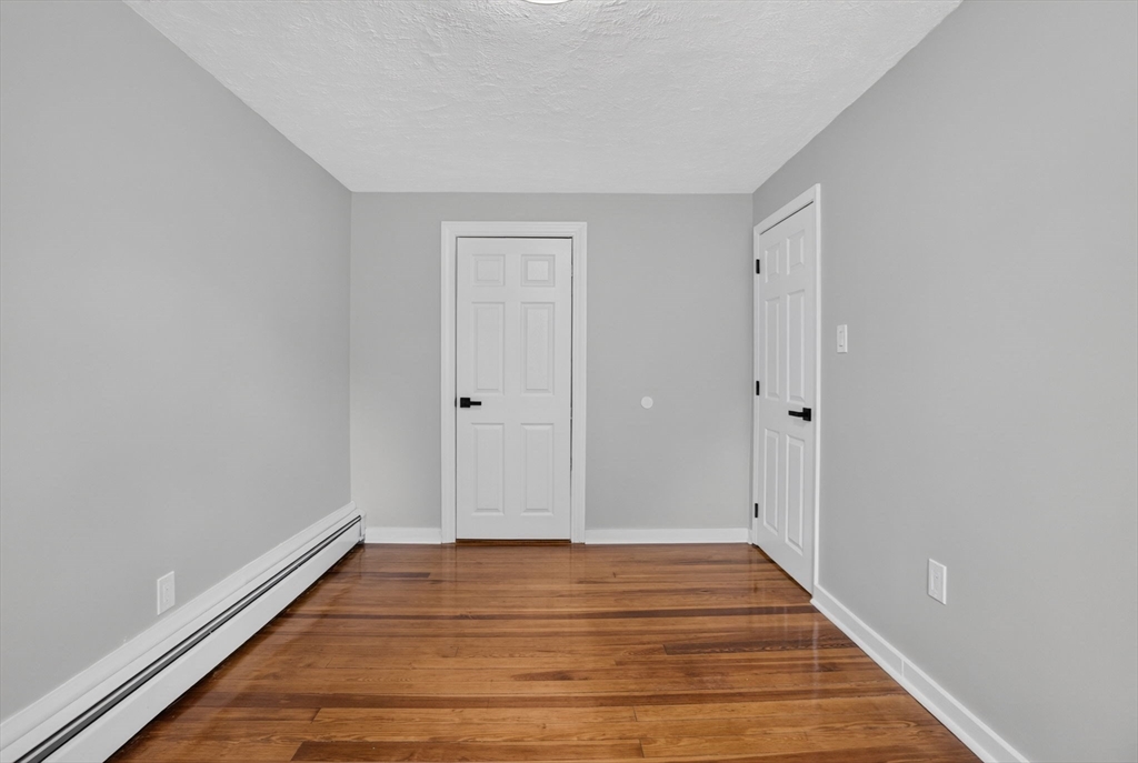 55 Grant St Property Photo 32