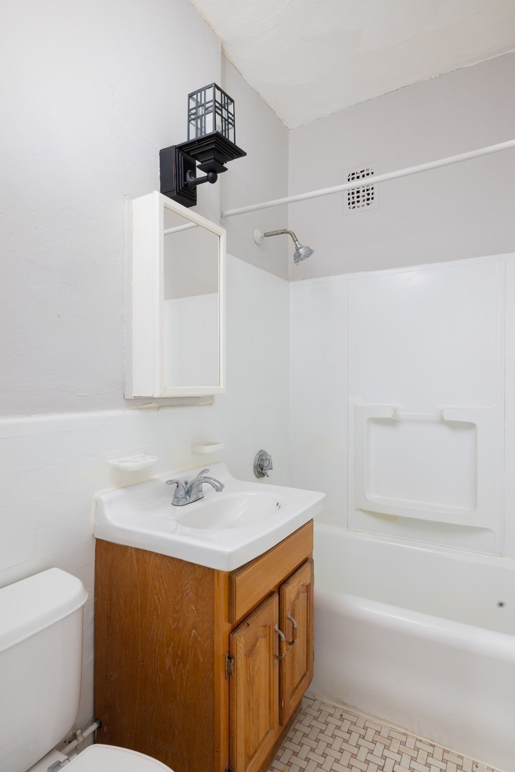 44 Estes Street Portfolio Property Photo 34