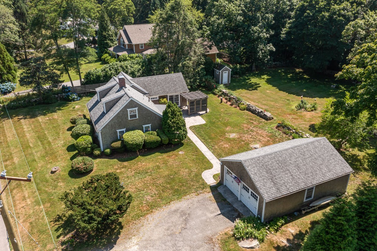 1263 Drift Road Property Photo 3