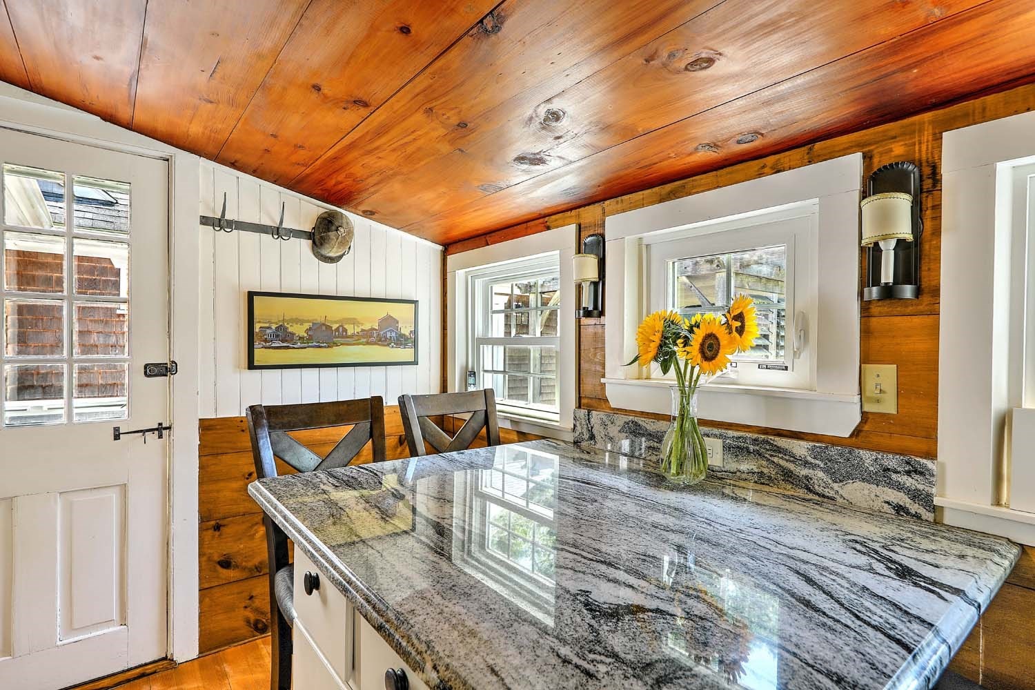 1263 Drift Road Property Photo 12