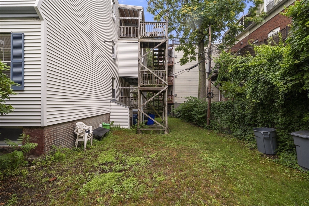 46-r H St Property Photo 25