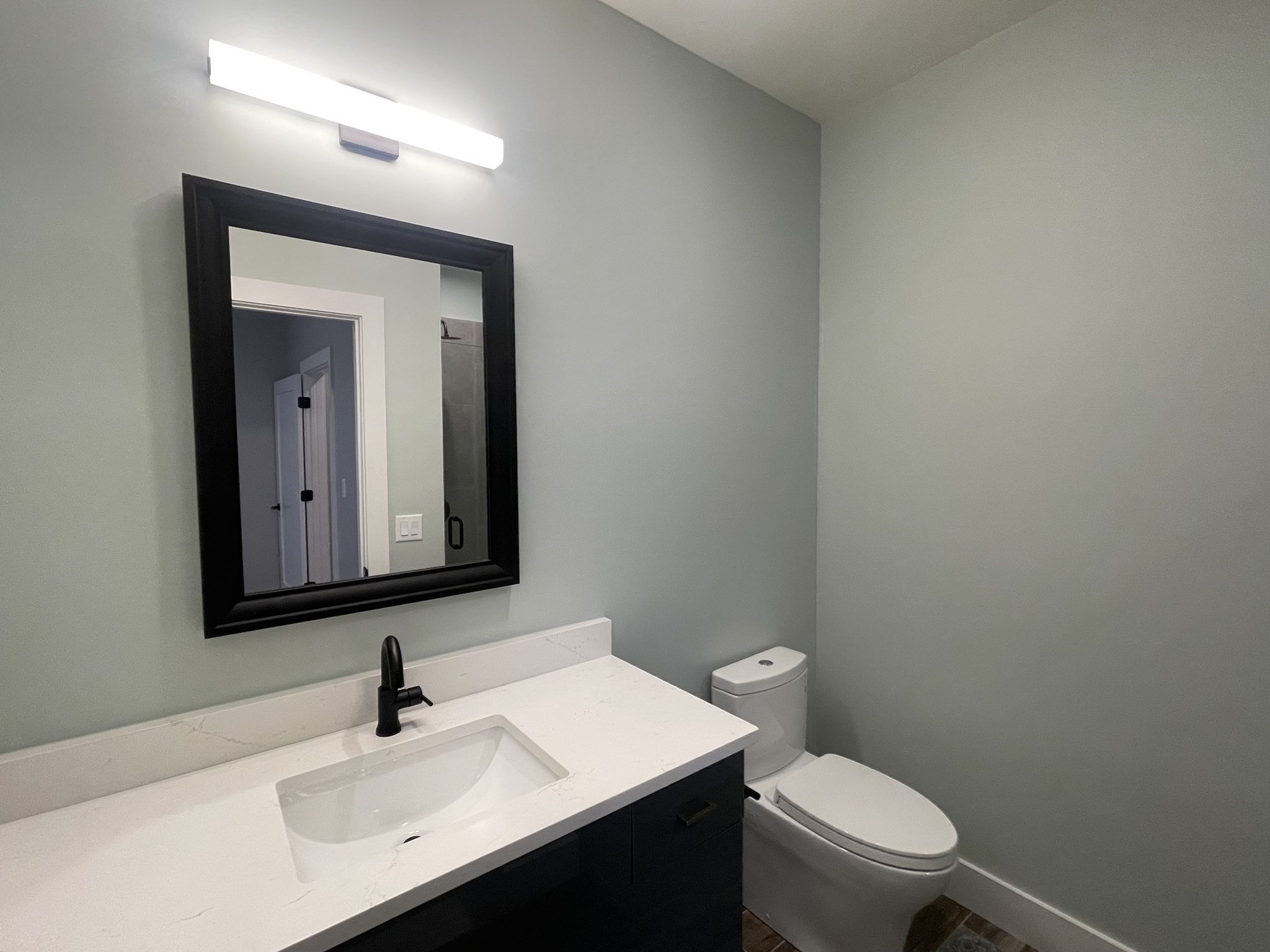 60 Cross St E # 220 Property Photo 12