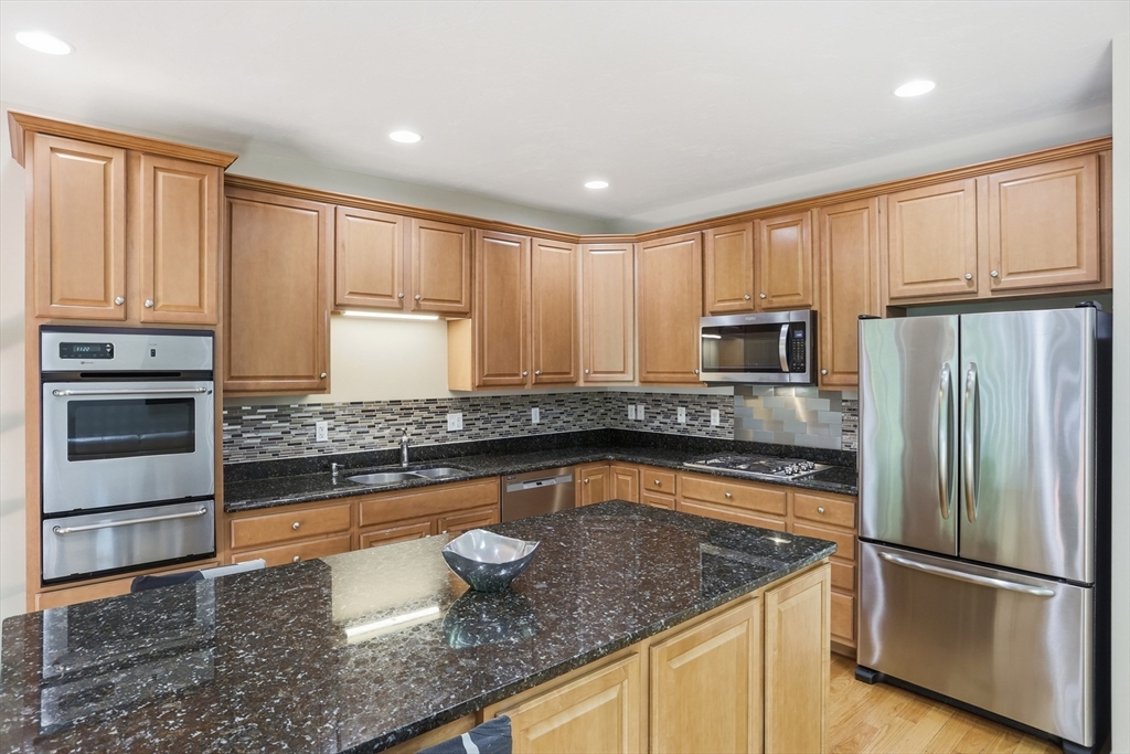 12 Minuteman Lane # 6 Property Photo 15