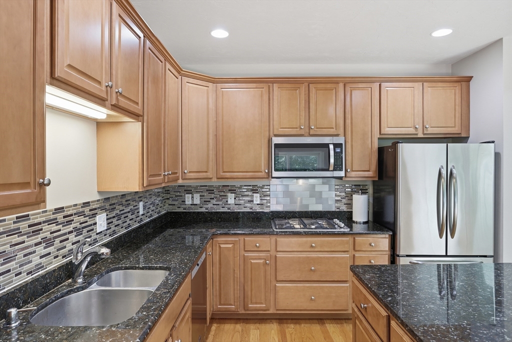 12 Minuteman Lane # 6 Property Photo 16